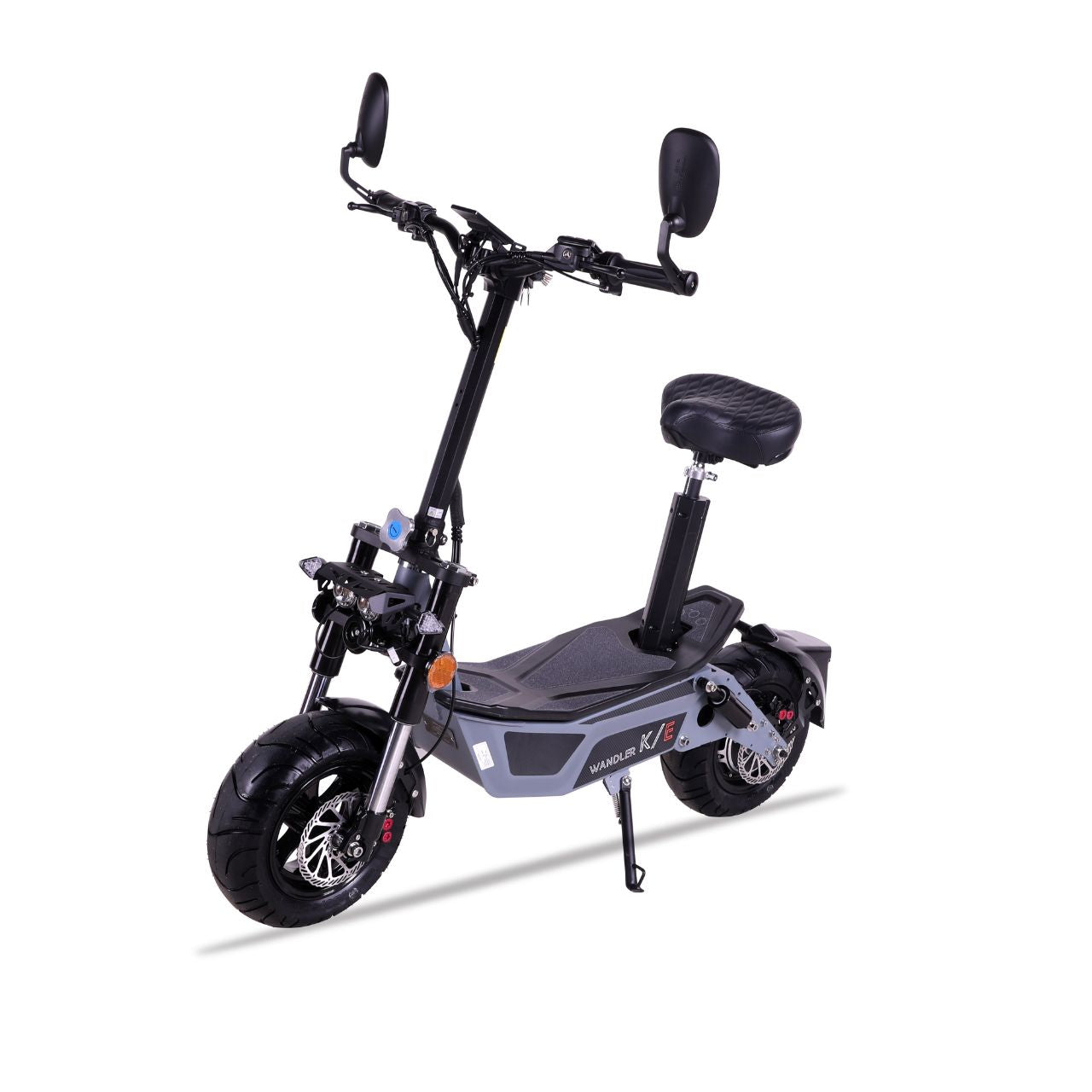 Frontansicht des WANDLER E-Rollers WANDLER-L/E, 20 km/h, stylish und kompakt, jetzt mit Rabatt.