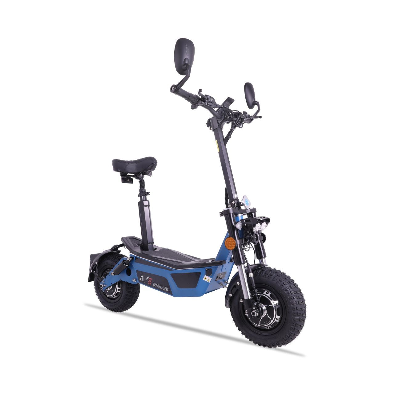 Details des Lenkerbereichs des WANDLER Elektrorollers Allrad - 45 km/h, zeigt die Ergonomie und die hochwertigen Komponenten von WANDLER A/E.
