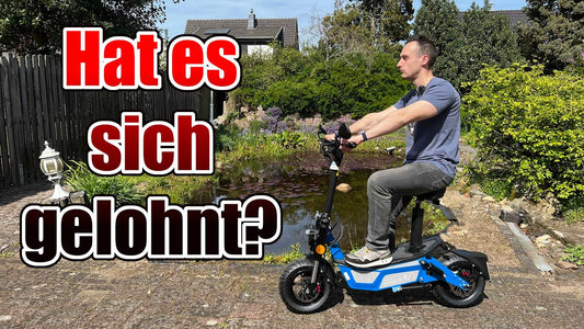 WANDLER-K/E Elektroroller in Aktion während des Tests im Stadtverkehr für das Review von Survival Masters.